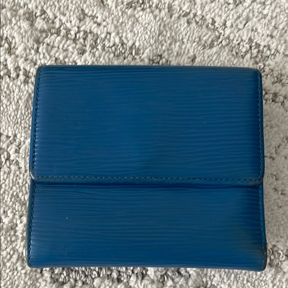 Louis Vuitton Blue Epi Compact Wallet GUC - Picture 1 of 8